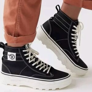 Vans Ultra cush black and white high top